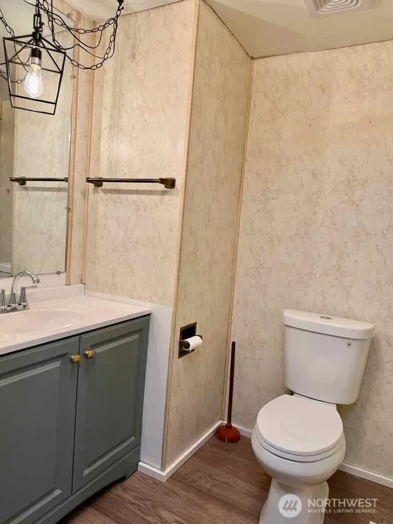 20 Meander Way Aberdeen WA 98520