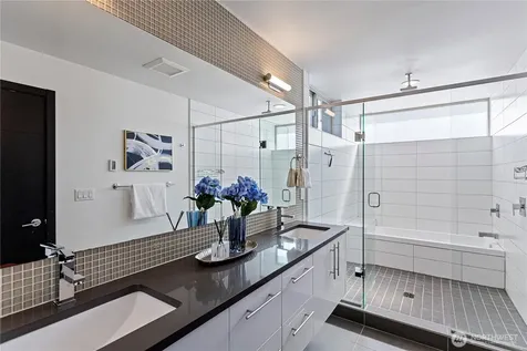 2234 NW 62nd Street Seattle WA 98107