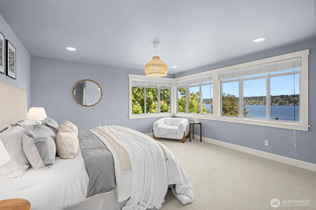8304 54th Avenue S Seattle WA 98118