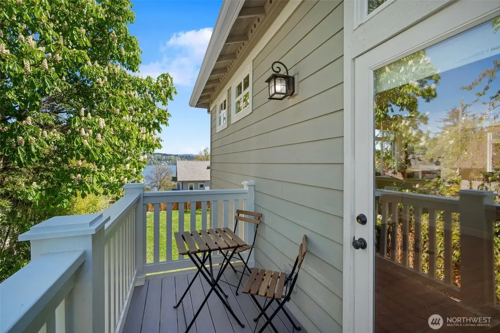 8304 54th Avenue S Seattle WA 98118