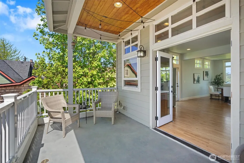 8304 54th Avenue S Seattle WA 98118