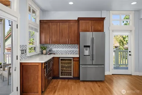 8304 54th Avenue S Seattle WA 98118
