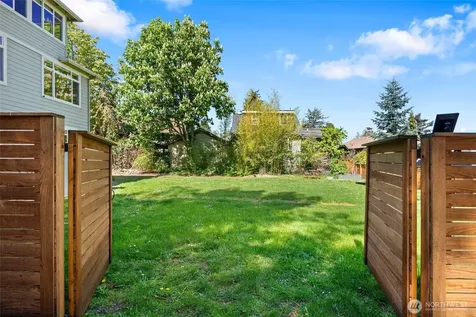 8304 54th Avenue S Seattle WA 98118