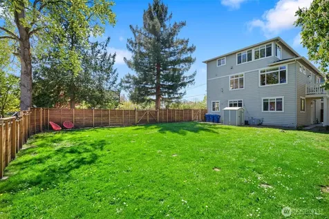 8304 54th Avenue S Seattle WA 98118