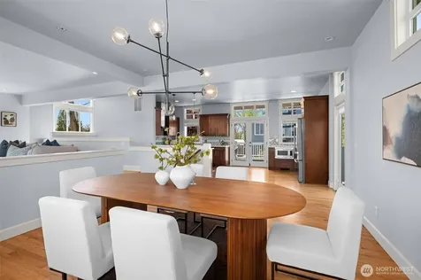 8304 54th Avenue S Seattle WA 98118