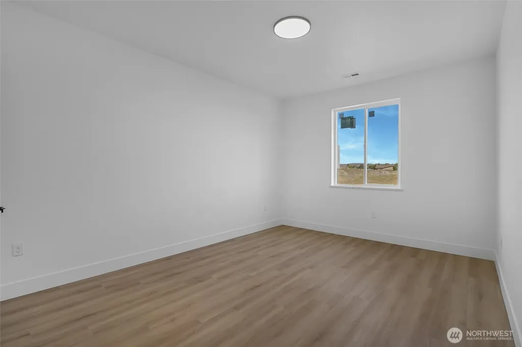 13 Parkside Lp Ephrata WA 98823