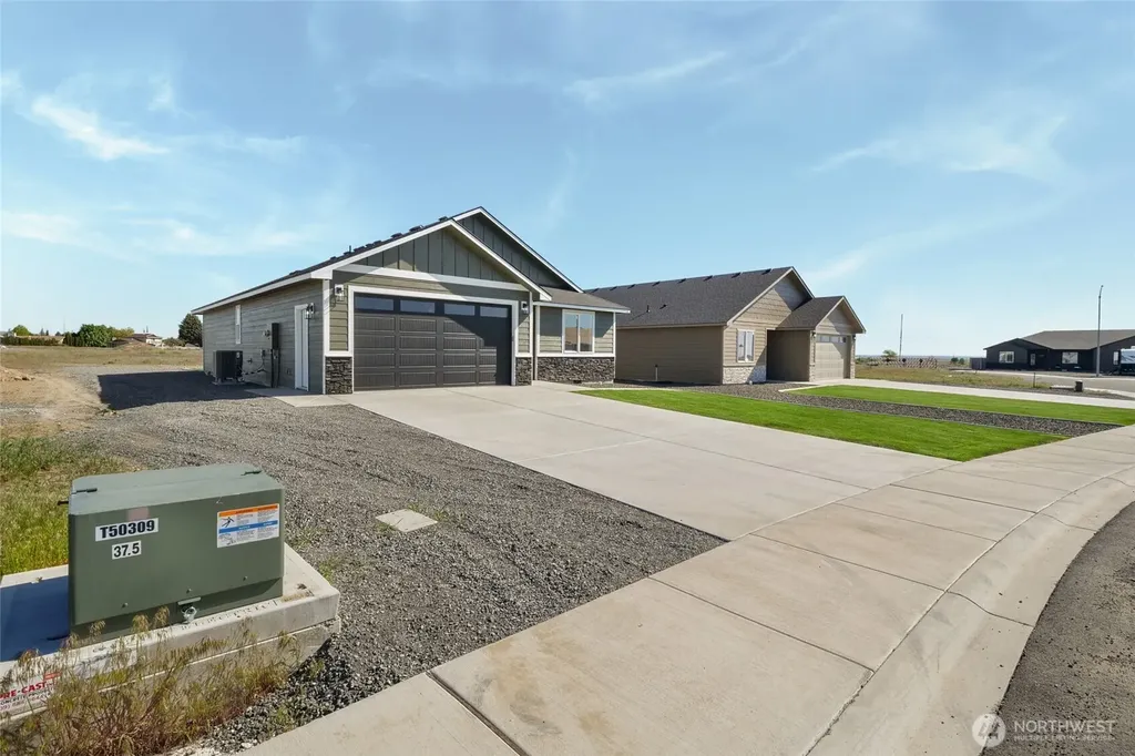 13 Parkside Lp Ephrata WA 98823