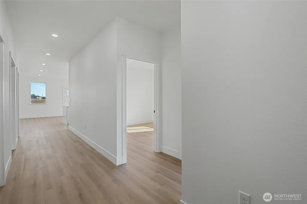 13 Parkside Lp Ephrata WA 98823