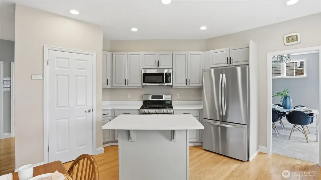 18637 172nd Place SE Renton WA 98058