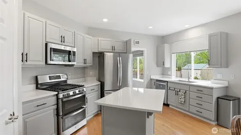 18637 172nd Place SE Renton WA 98058