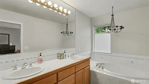 18637 172nd Place SE Renton WA 98058