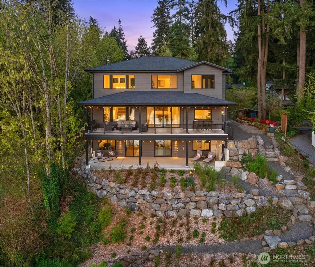 17333 191st Avenue NE Woodinville WA 98072