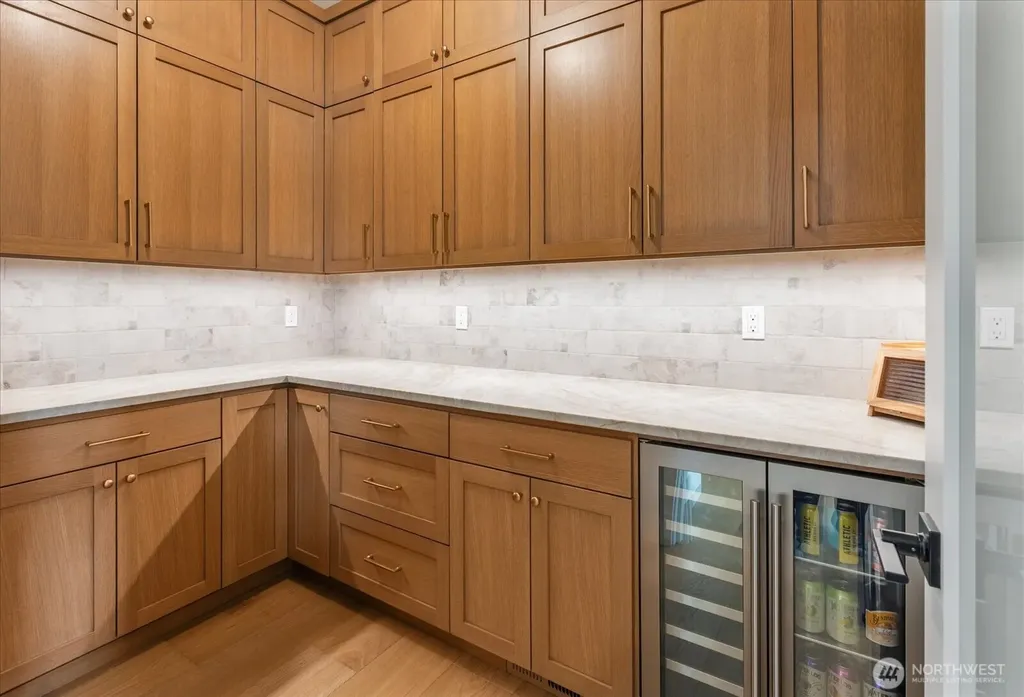 17333 191st Avenue NE Woodinville WA 98072