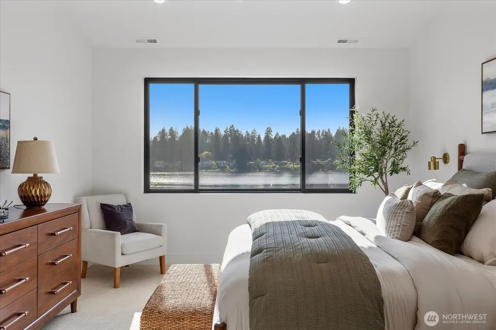 17333 191st Avenue NE Woodinville WA 98072