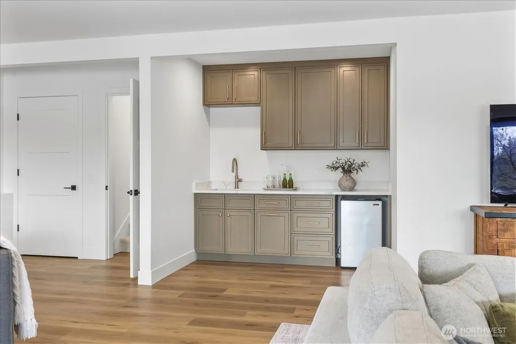 17333 191st Avenue NE Woodinville WA 98072