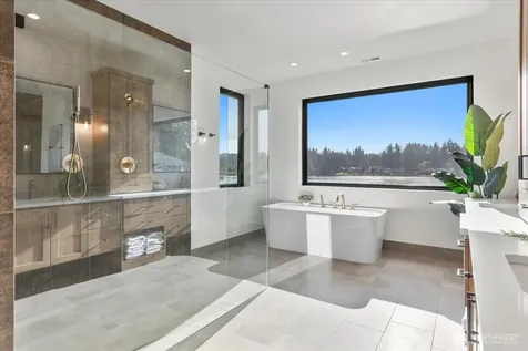 17333 191st Avenue NE Woodinville WA 98072