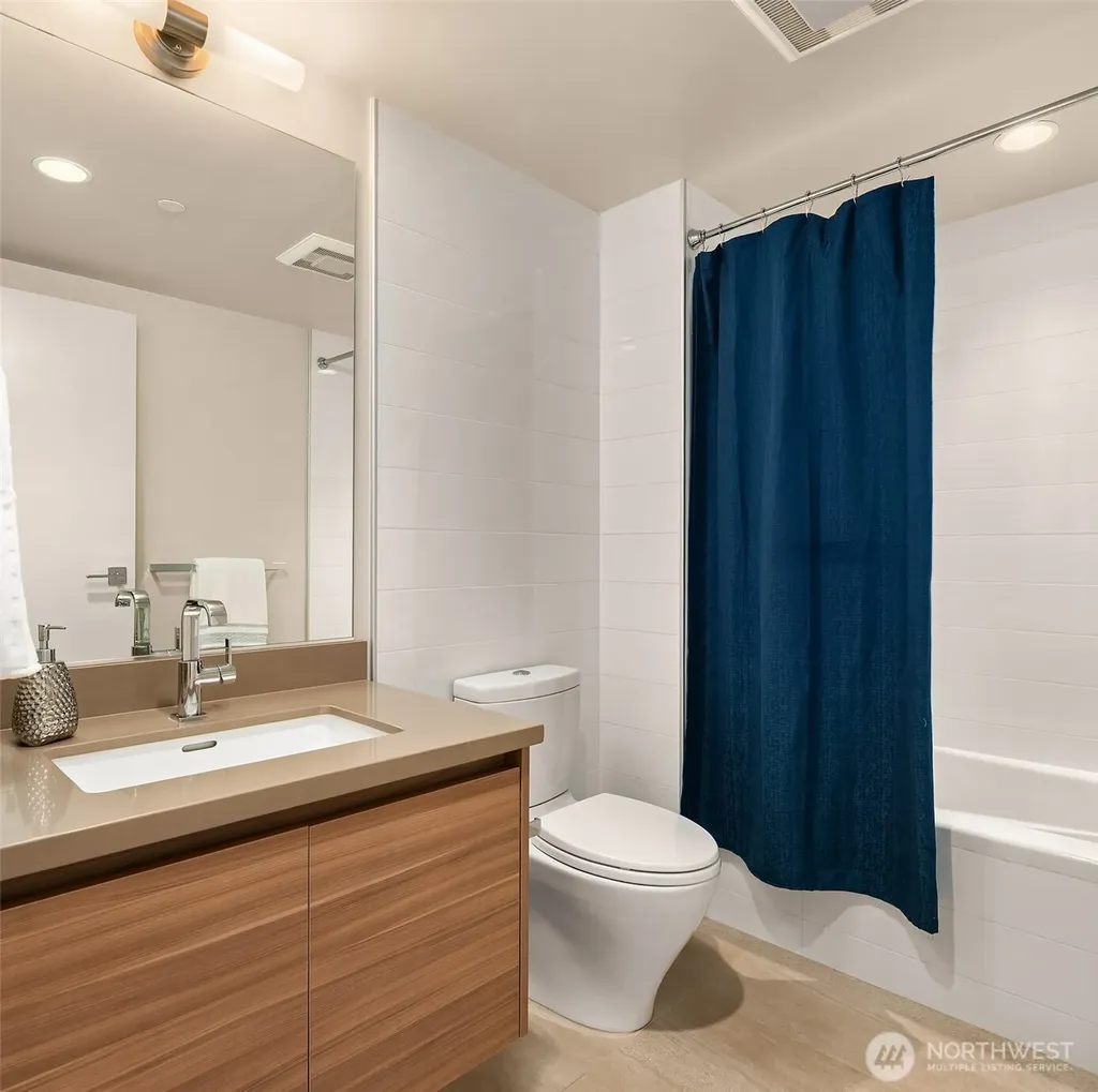 583 Battery Street Seattle WA 98121