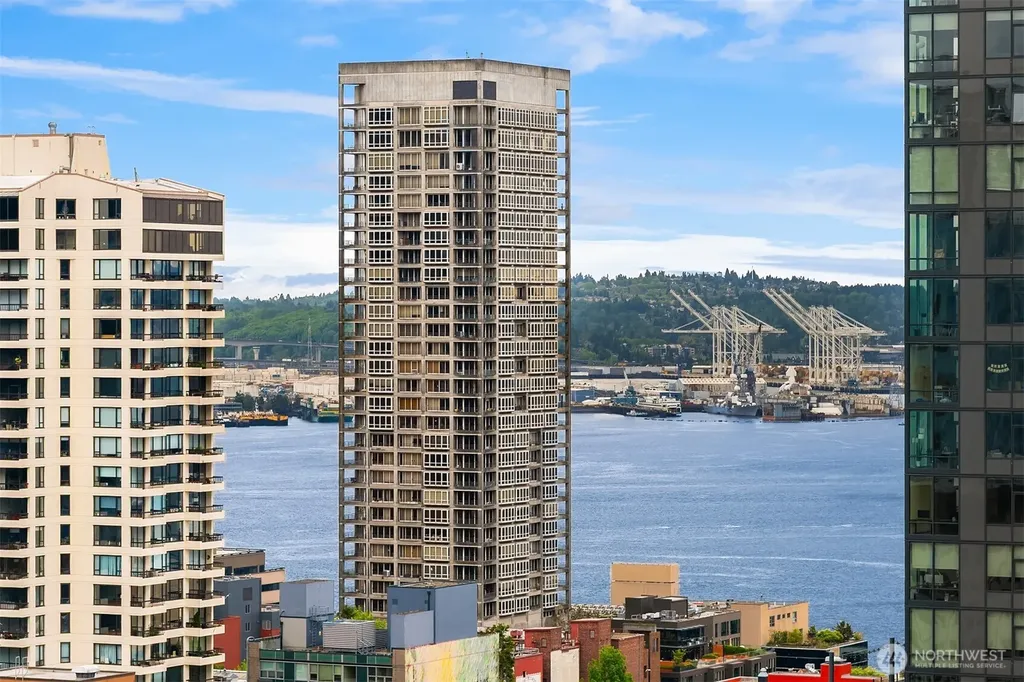583 Battery Street Seattle WA 98121