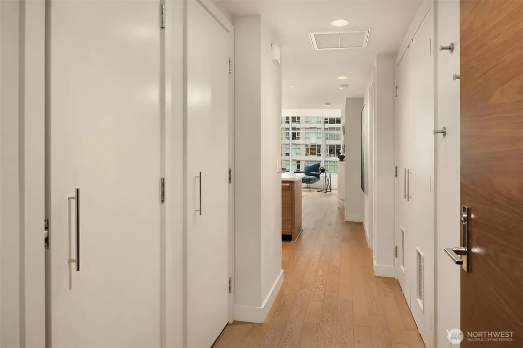 583 Battery Street Seattle WA 98121