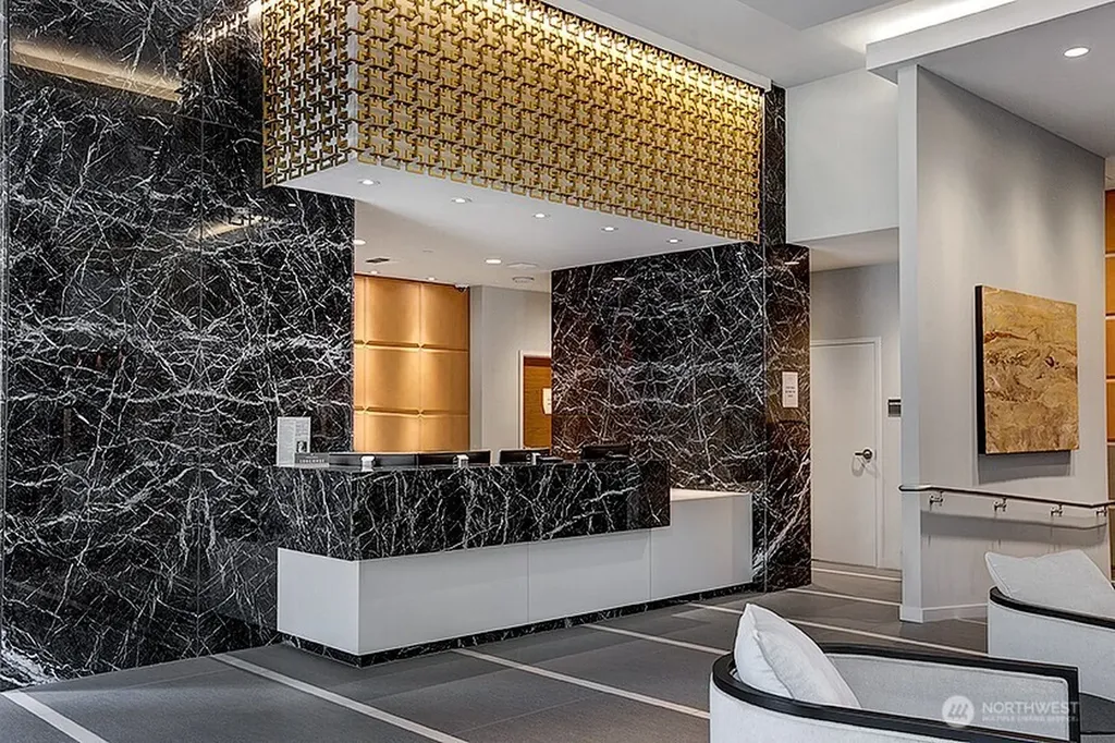 583 Battery Street Seattle WA 98121