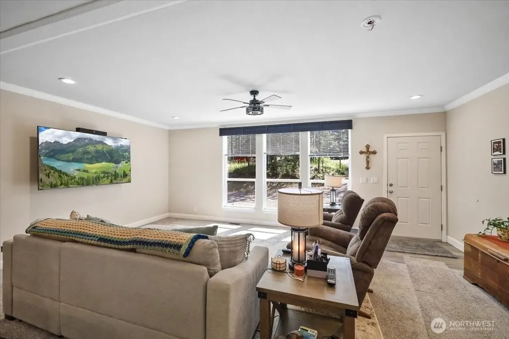1259 E Deer Park Milan Road Deer Park WA 99006