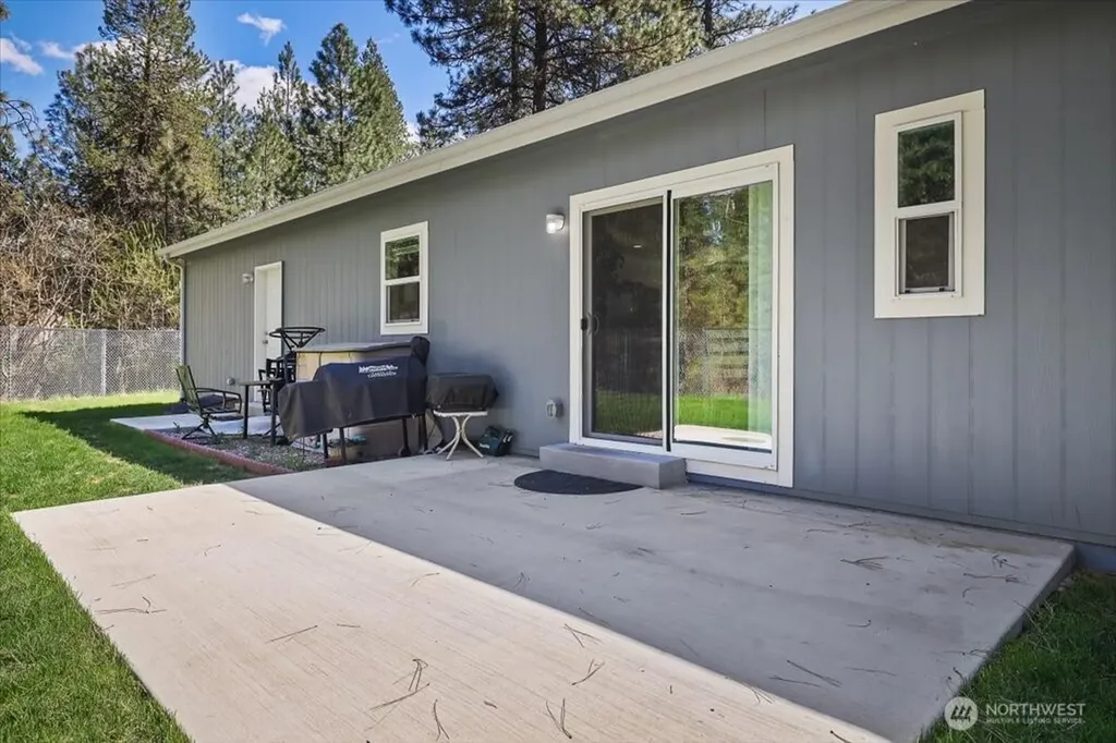 1259 E Deer Park Milan Road Deer Park WA 99006
