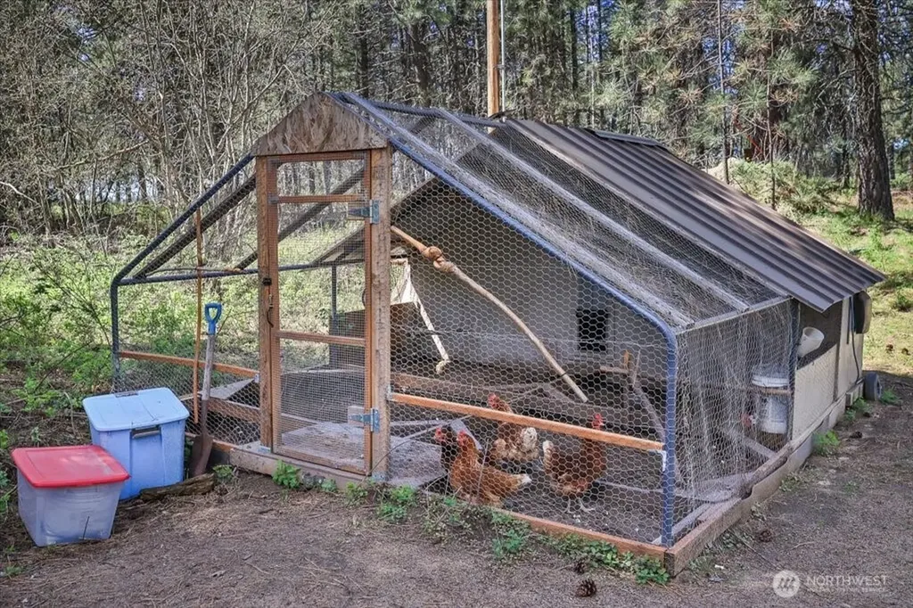 1259 E Deer Park Milan Road Deer Park WA 99006