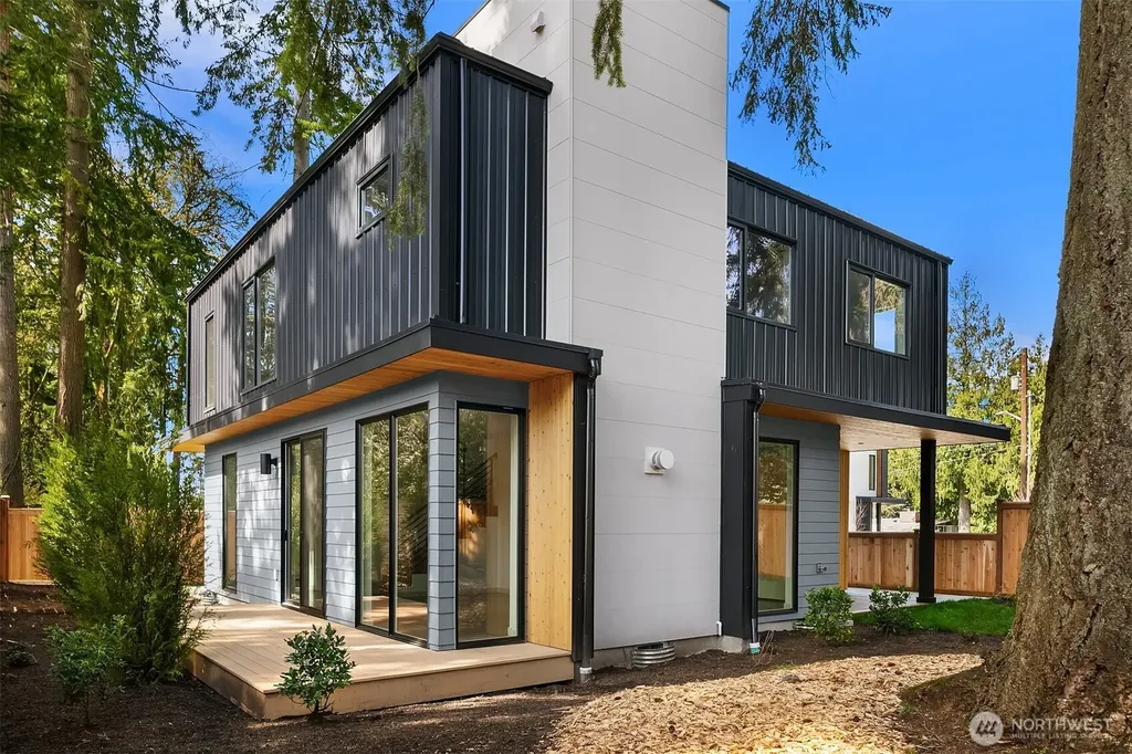 12249 NE 66th Street Kirkland WA 98033