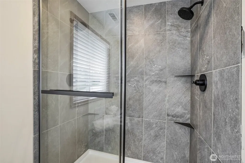 11309 NW 8th Court Vancouver WA 98685