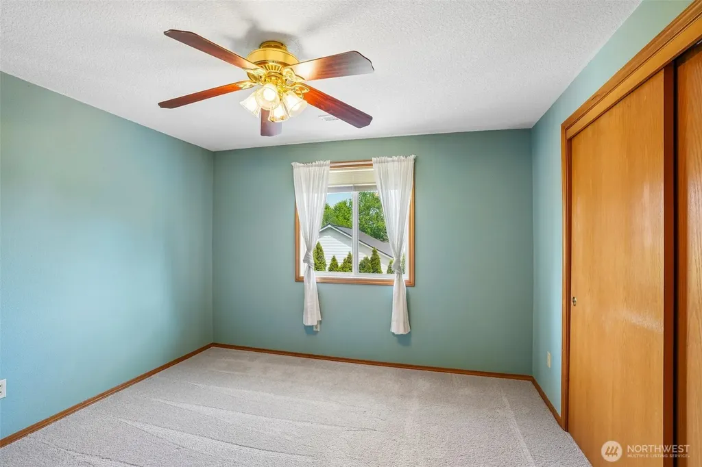 11309 NW 8th Court Vancouver WA 98685