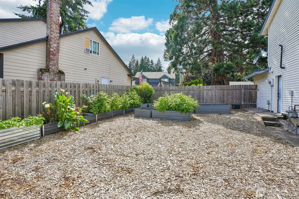 11309 NW 8th Court Vancouver WA 98685