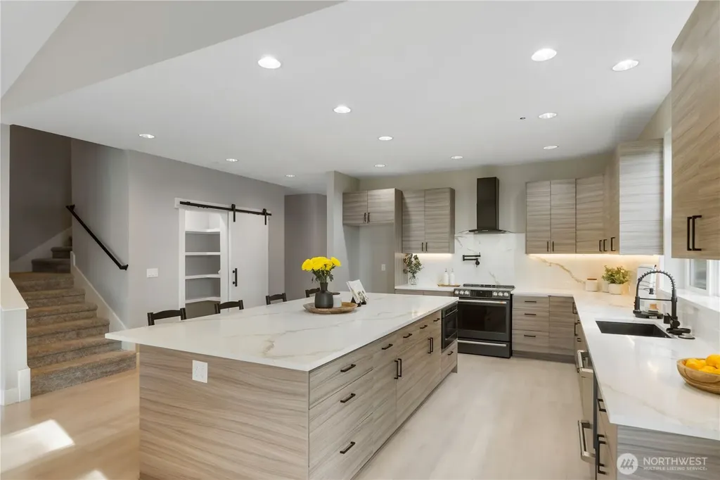 6598 Vandermark Road E Bonney Lake WA 98391