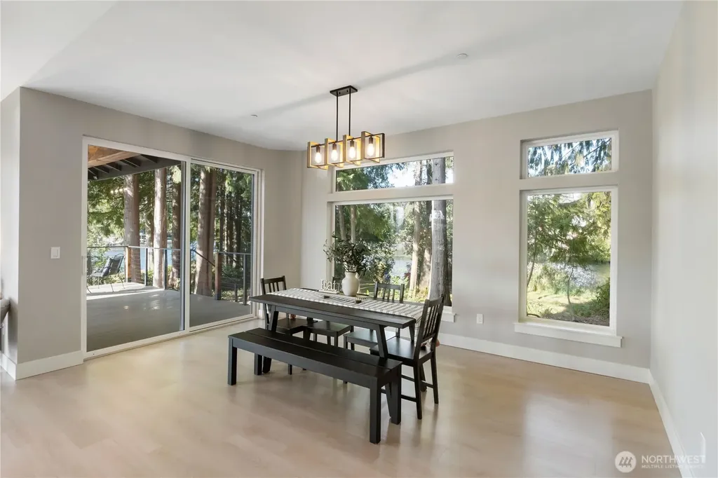 6598 Vandermark Road E Bonney Lake WA 98391
