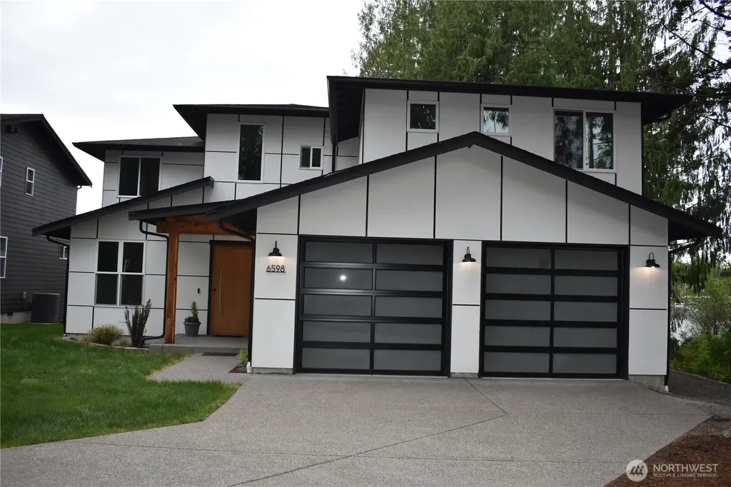 6598 Vandermark Road E Bonney Lake WA 98391