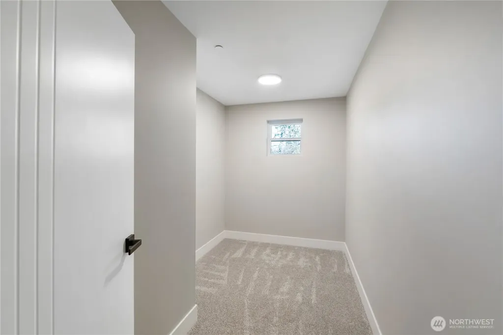 6598 Vandermark Road E Bonney Lake WA 98391