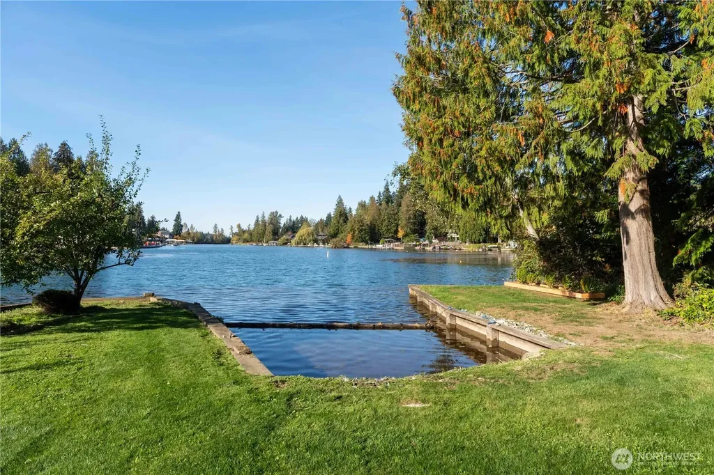 6598 Vandermark Road E Bonney Lake WA 98391