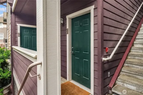 5430 California Avenue SW Seattle WA 98136