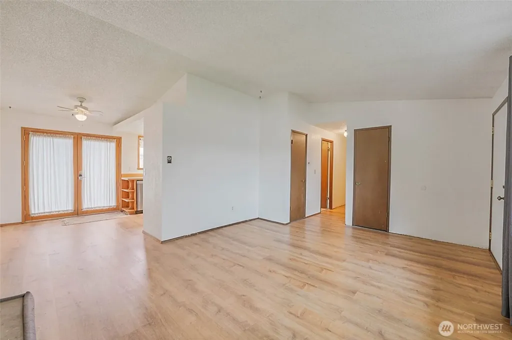 16973 Vaughn Road Mount Vernon WA 98273