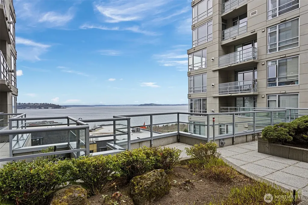 2929 1st Avenue Seattle WA 98121