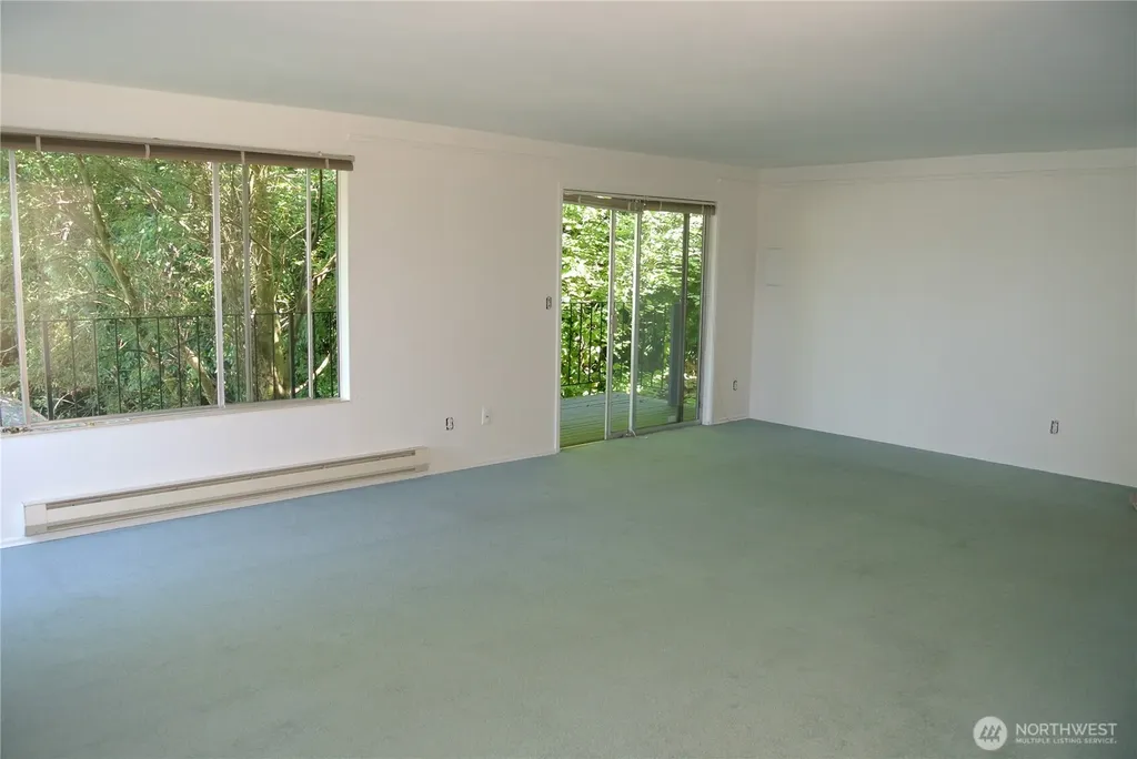 3438 14th Avenue W Seattle WA 98119