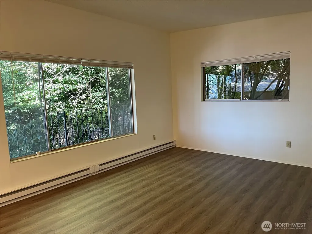 3438 14th Avenue W Seattle WA 98119