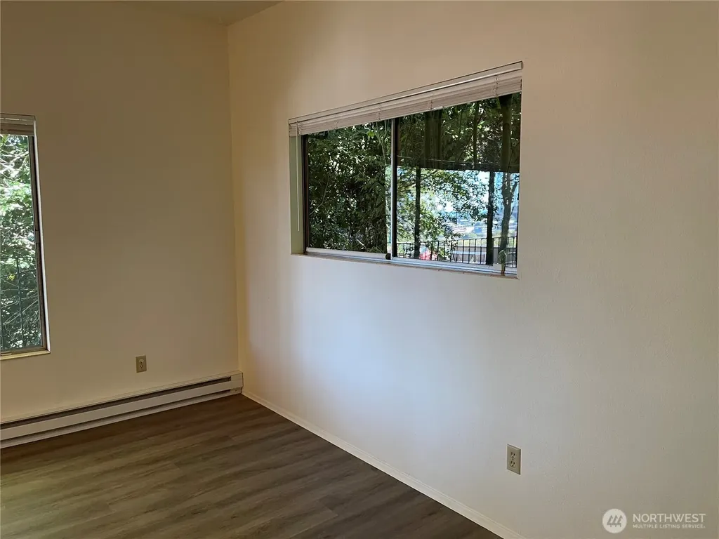 3438 14th Avenue W Seattle WA 98119