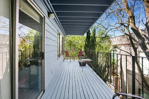 3438 14th Avenue W Seattle WA 98119