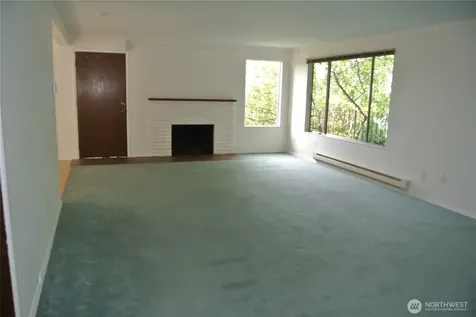 3438 14th Avenue W Seattle WA 98119