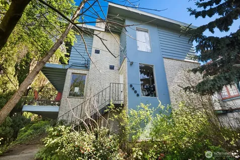 3438 14th Avenue W Seattle WA 98119