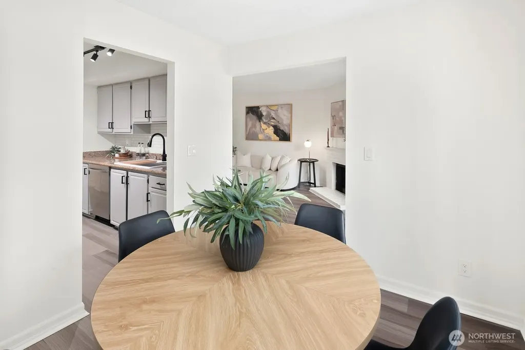 10508 NE 32nd Place Bellevue WA 98004