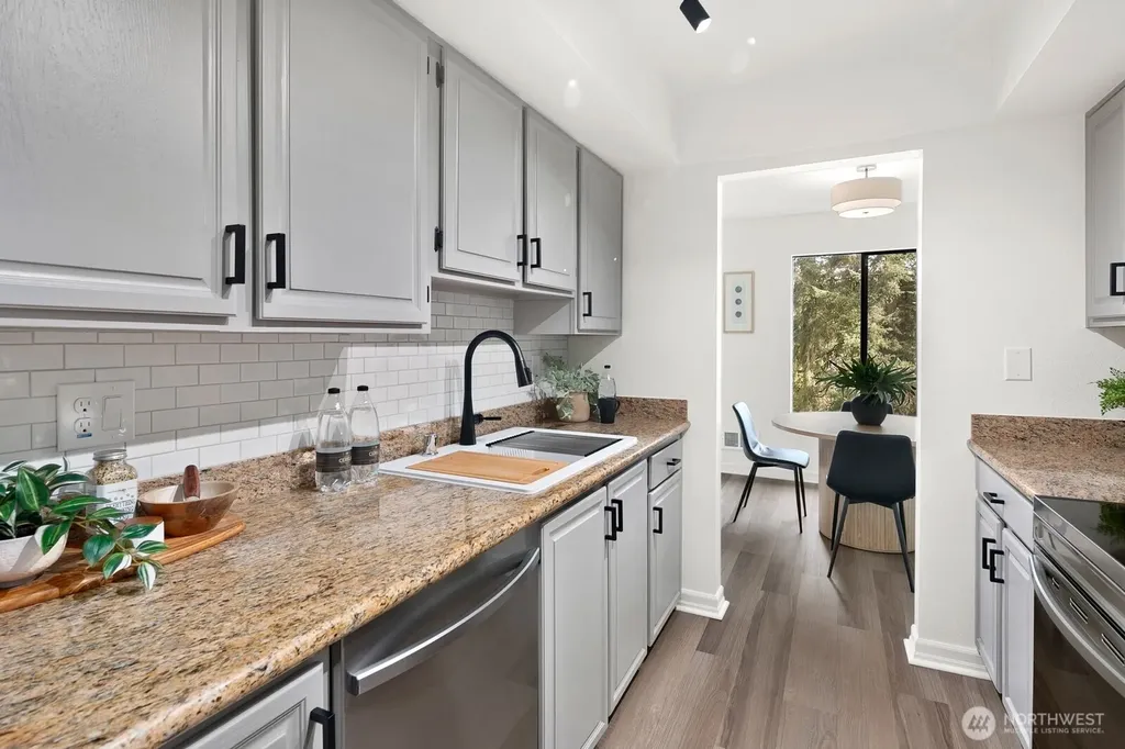 10508 NE 32nd Place Bellevue WA 98004