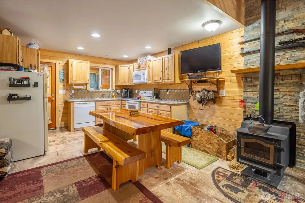 1850 Timber Mountain Loop Cle Elum WA 98922