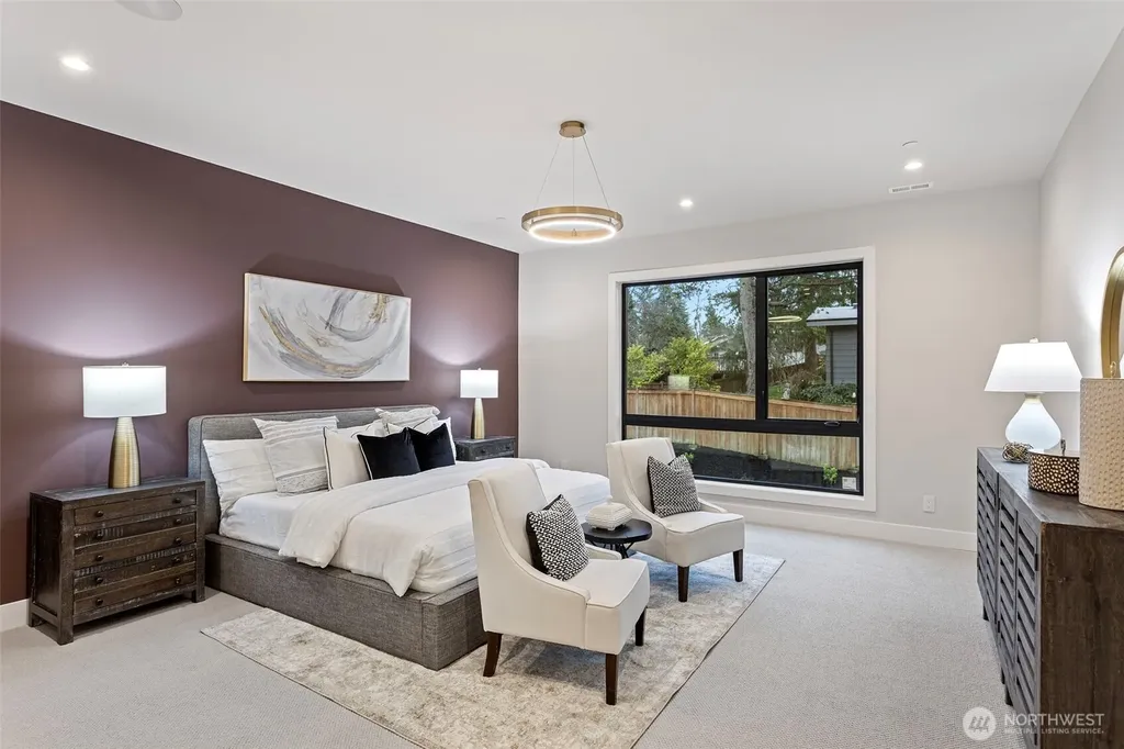 14 158th Place NE Bellevue WA 98008