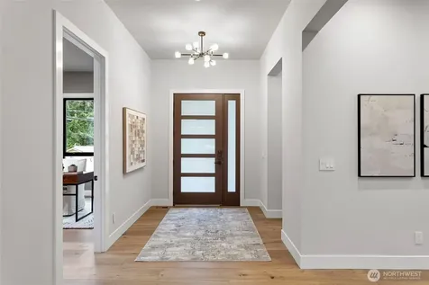 14 158th Place NE Bellevue WA 98008